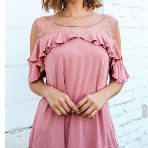 Women's Ruffled and Lace Top MAUVE - Picture 1 of 7